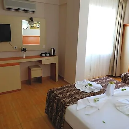 Hotel Park Marina 3*