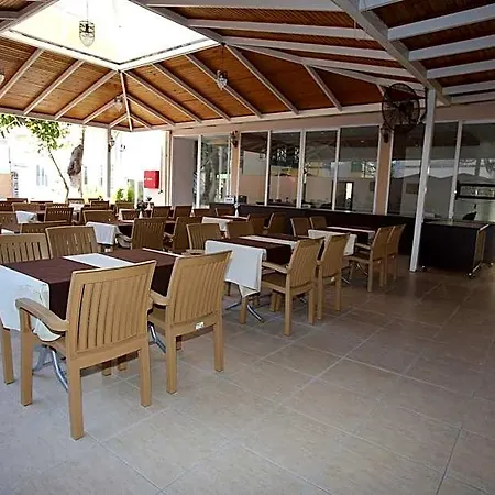 Hotel Park Marina 3*