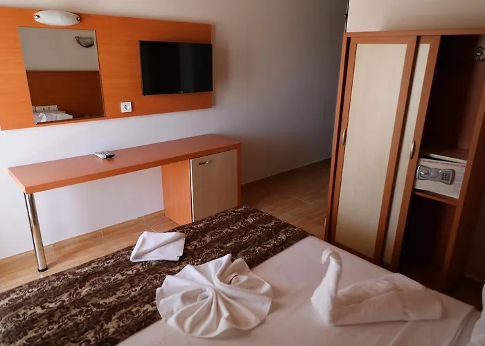Hotel Park Marina 3*