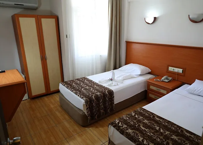 Hotell Park Marina 3*