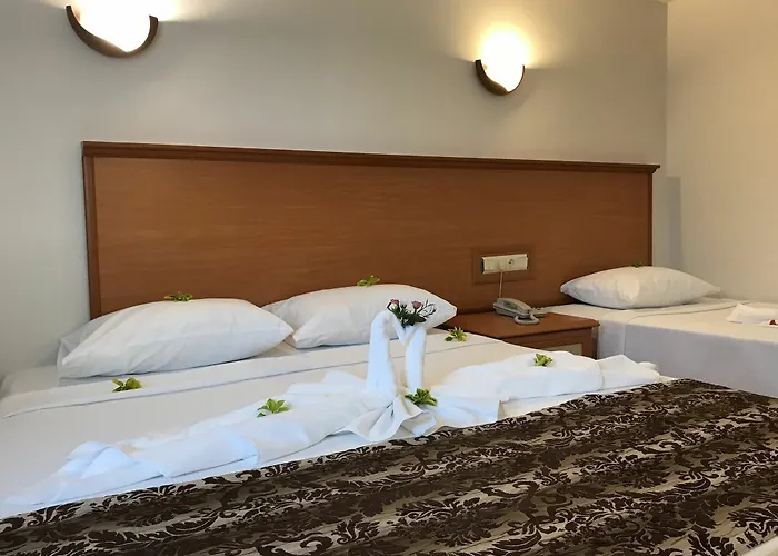 Hotel Park Marina 3*